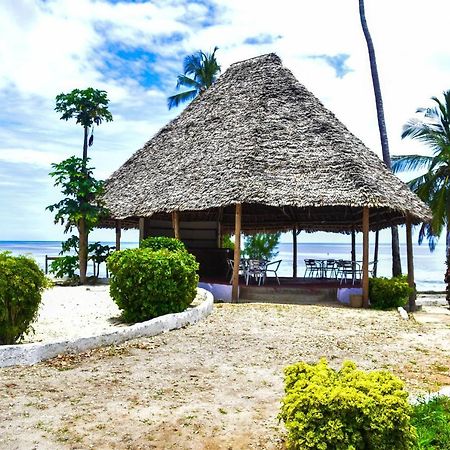 Coconut Tree Village Beach Resort 乌罗阿 外观 照片