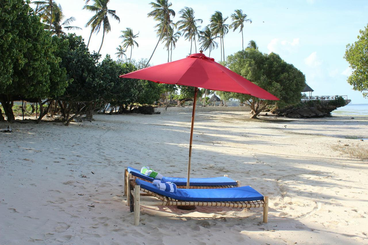 Coconut Tree Village Beach Resort 乌罗阿 外观 照片