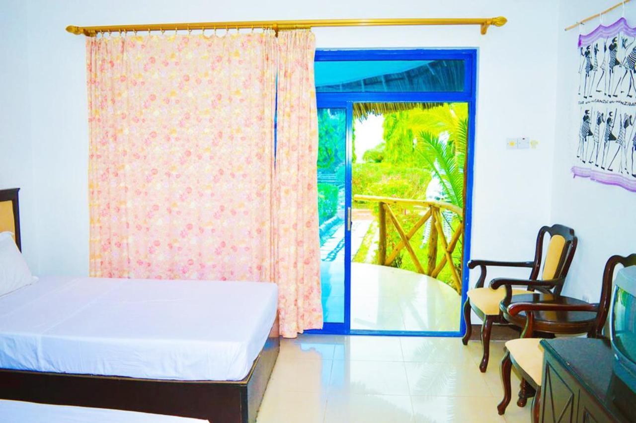 Coconut Tree Village Beach Resort 乌罗阿 外观 照片